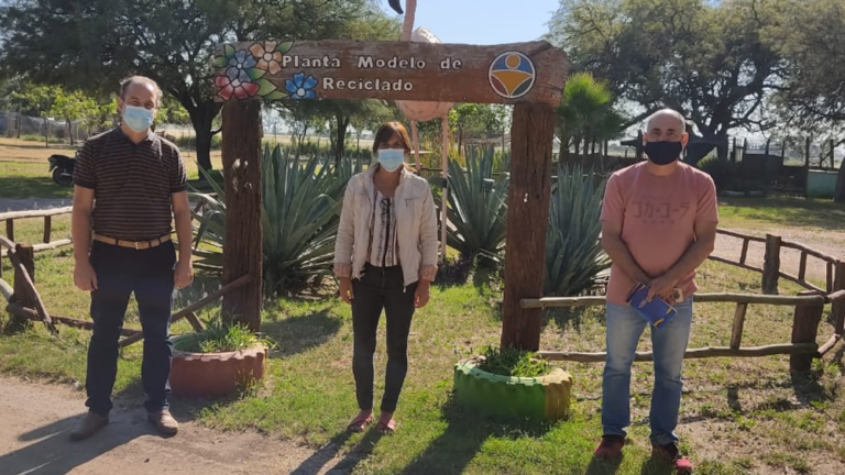 Santiago Temple: el Intendente Ferace visitó La Para