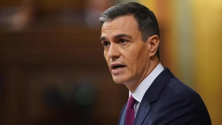 Pedro Sánchez asumió  un nuevo gobierno en España