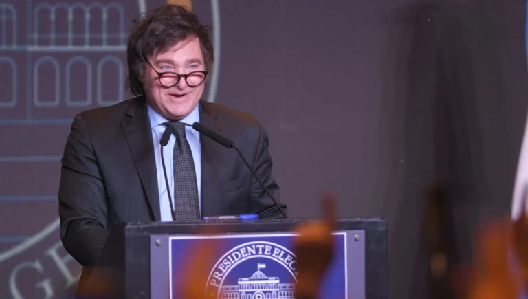 Milei mantendrá la quita de Ganancias y la devolución del IVA