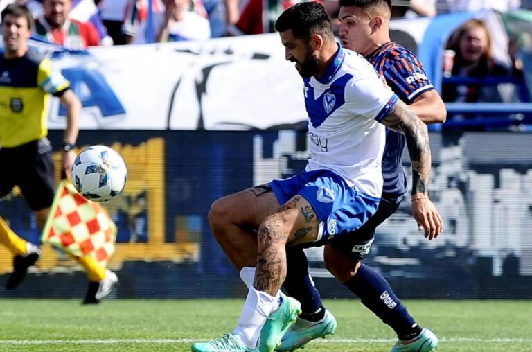 Talleres igualó ante Vélez y quedó a un paso de la Libertadores 2024