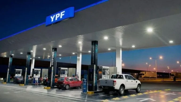 Las petroleras aumentaron los combustibles 