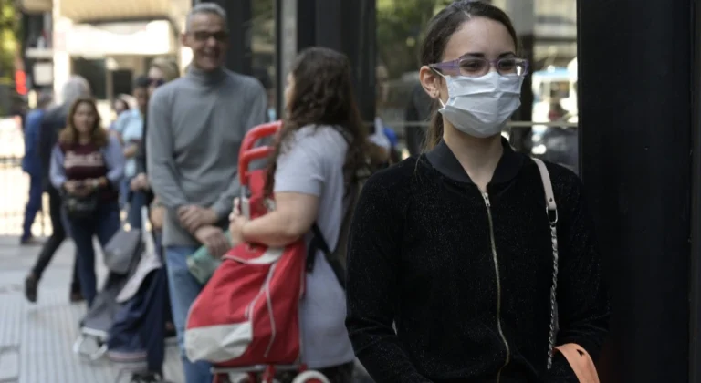 Barbijo obligatorio en España