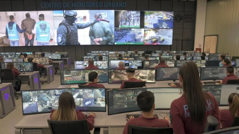 Falta protección de datos personales