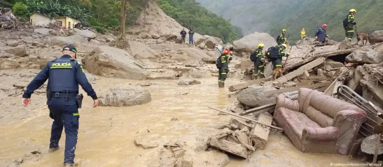 Alud en Colombia deja 14 muertos 