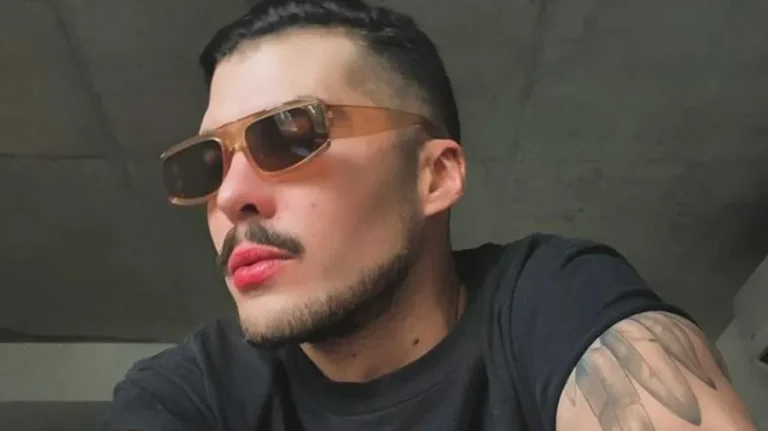 Detuvieron a un cantante mexicano por abuso de menores