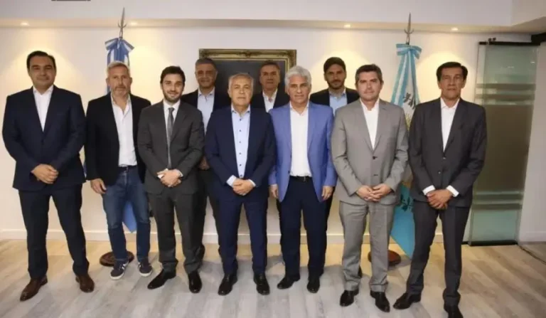 Gobernadores de la UCR y el PRO piden que se retiren retenciones