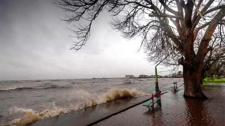 Crecida del Río de la Plata