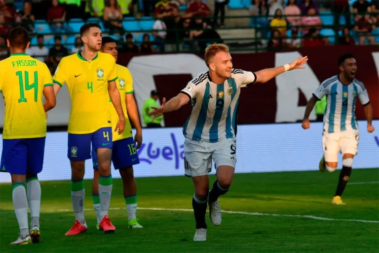 Argentina ganó y clasificó a París 2024