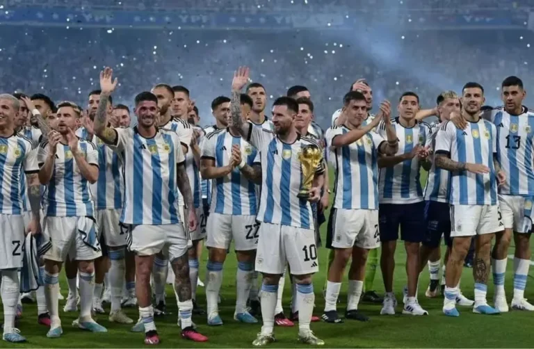 La selección Argentina sigue liderando el ranking FIFA