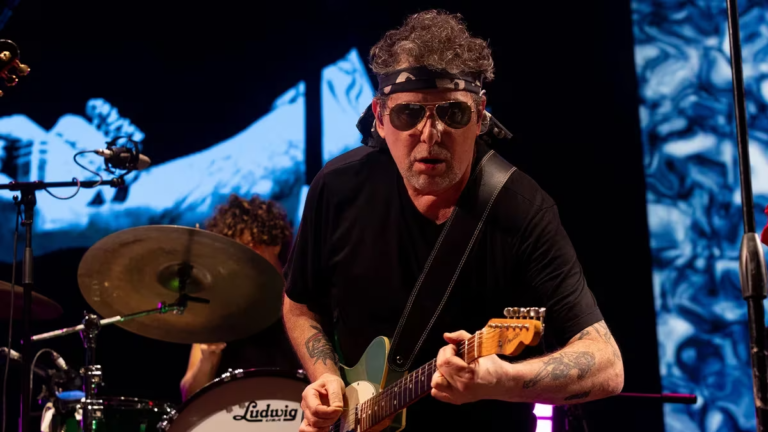 Andrés Calamaro respaldó a Dillom