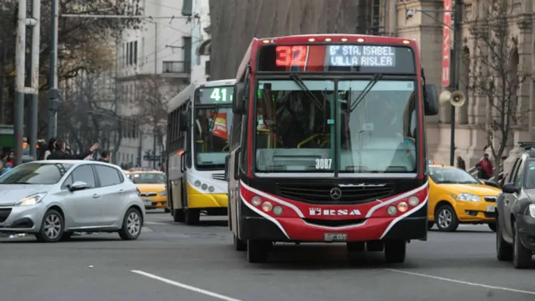 UTA anuncia paro de transporte en Córdoba