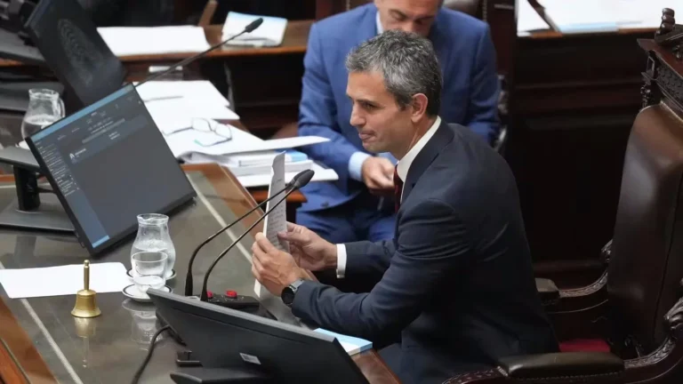 Diputados postergó la votación de la Ley Ómnibus