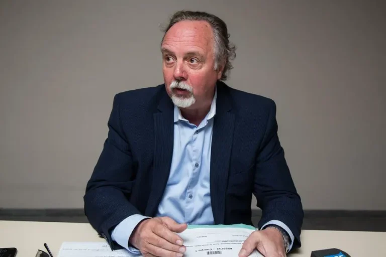 Renunció el Fiscal de San Francisco amenazado