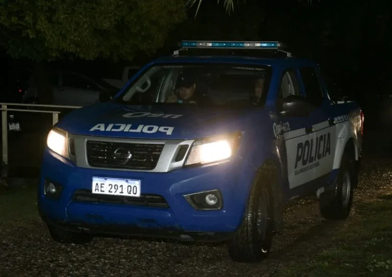 Delincuentes detenidos tras robo en Santiago Temple