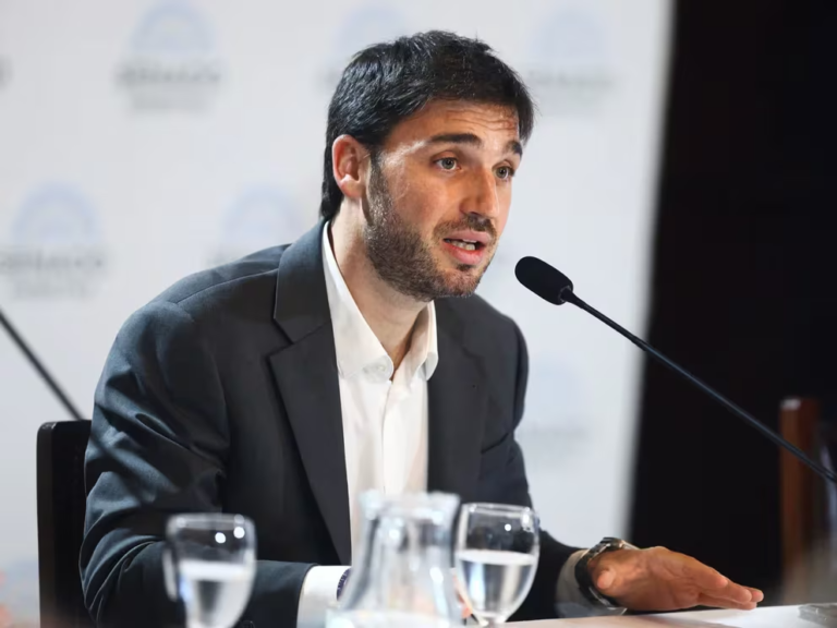 Chubut reclamó fondos jubilatorios a la Nación