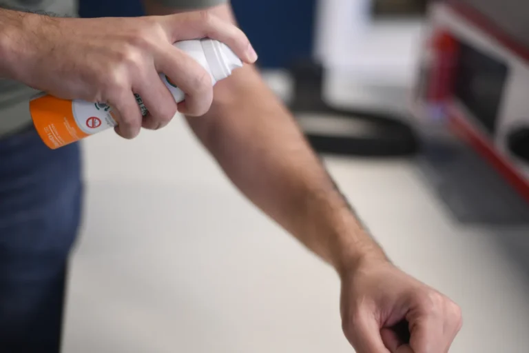 La Anmat prohibió la venta de un repelente para mosquitos