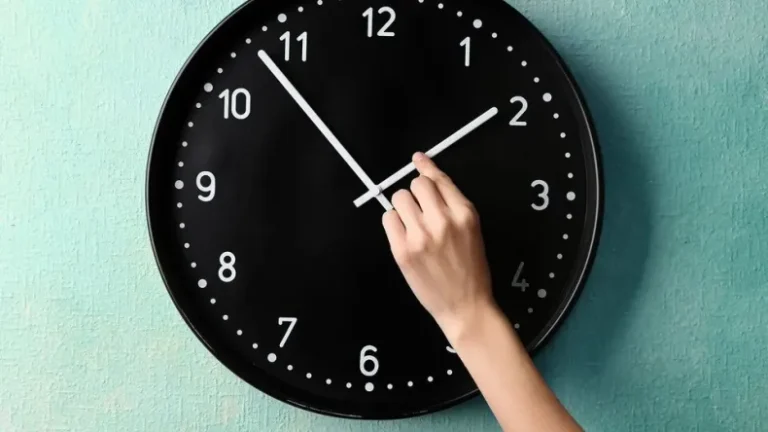 Proponen cambio de hora en Argentina