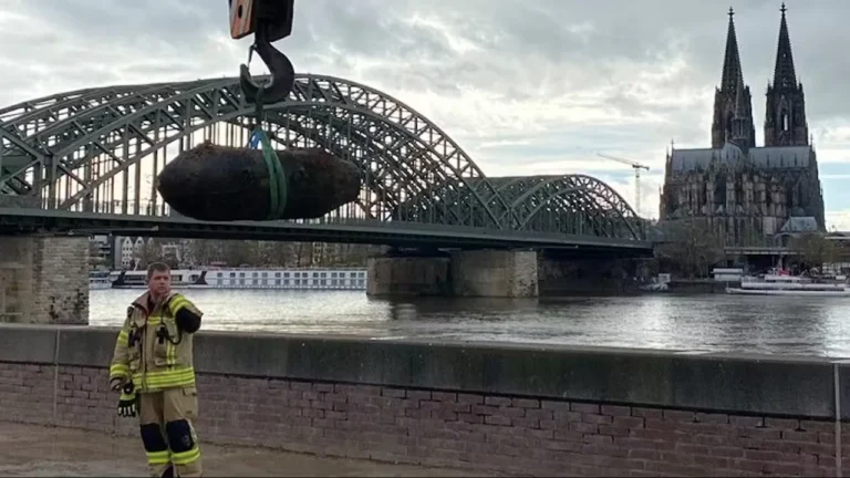 Encuentran bomba de la Segunda Guerra Mundial 