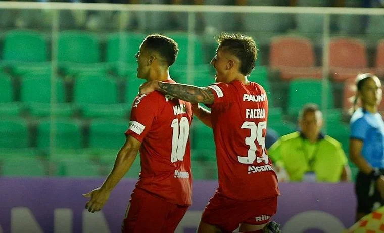 Triunfo pirata en Bolivia