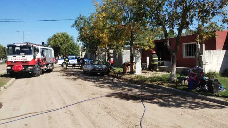Se incendió una vivienda en Capilla del Carmen