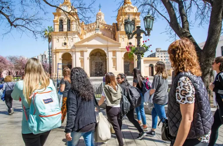 Más de 100 mil turistas visitaron Córdoba 