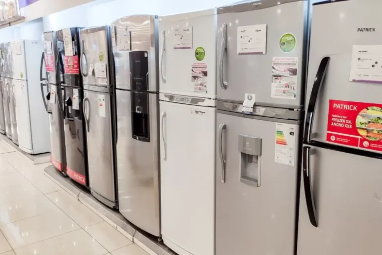 Anunciaron la reducción de aranceles  de importación en heladeras y neumáticos