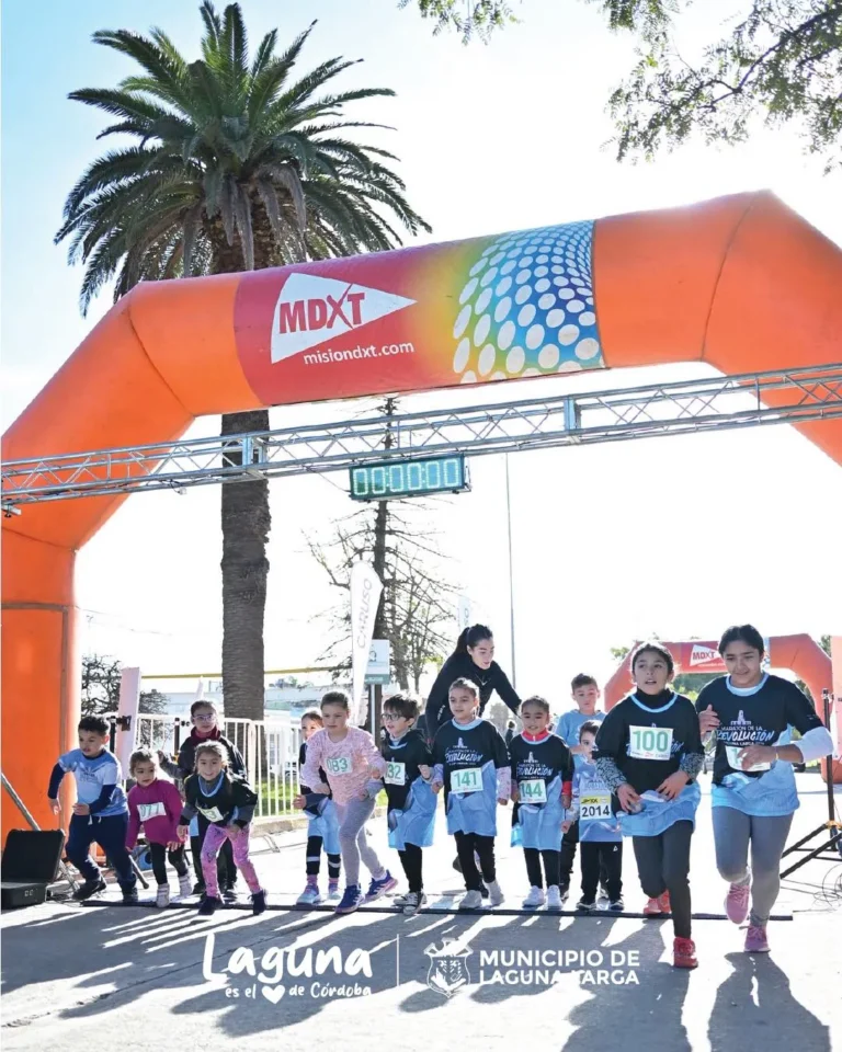 Maratón de la Revolución en Laguna Larga