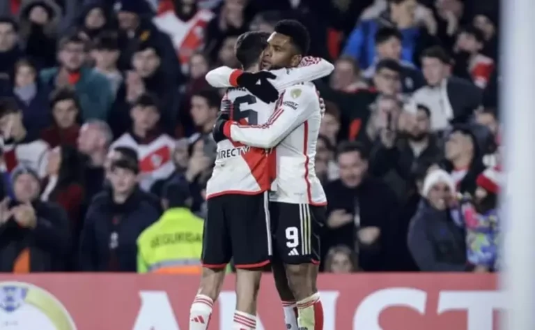 River avanzó a octavos de la Libertadores