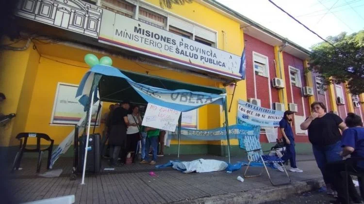 Misiones: trabajadores de la salud tomaron el Ministerio