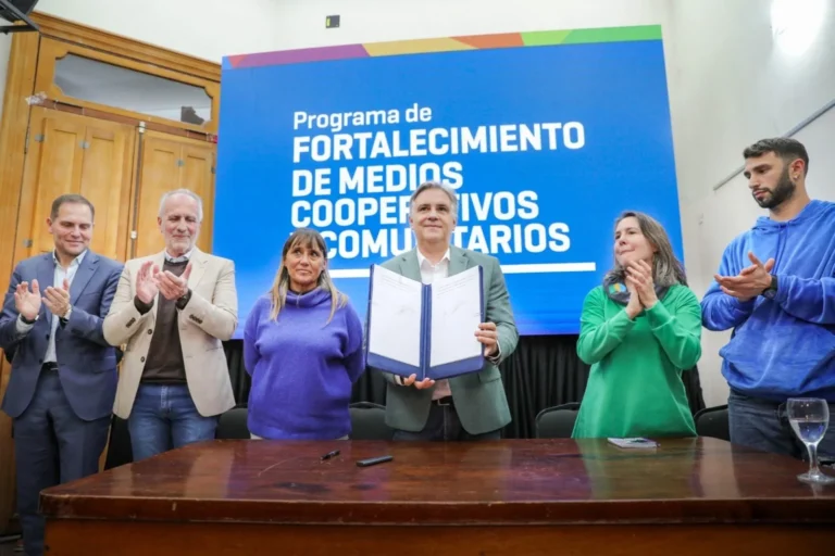 La Provincia lanzó créditos para medios cooperativos y comunitarios