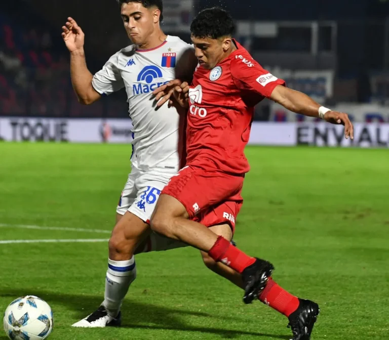 Belgrano igualó con Tigre