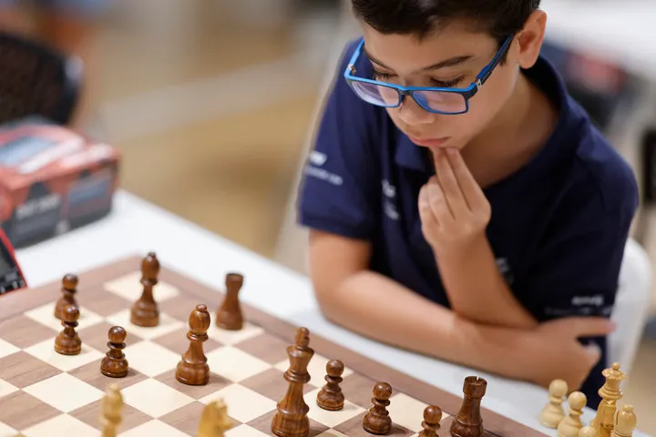 Ajedrez: Faustino Oro lidera un torneo de maestros en Barcelona