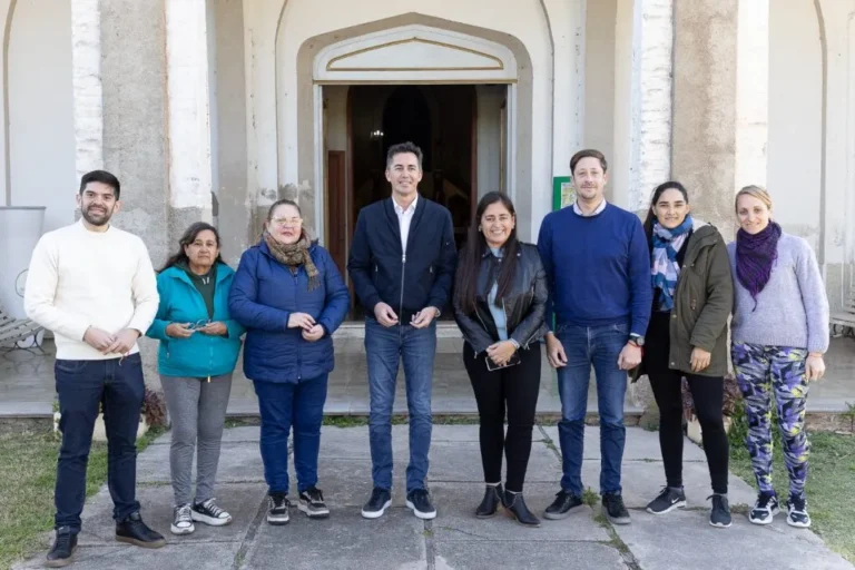  La Provincia entregó fondos para obras en Oliva, Las Perdices y Punta del Agua