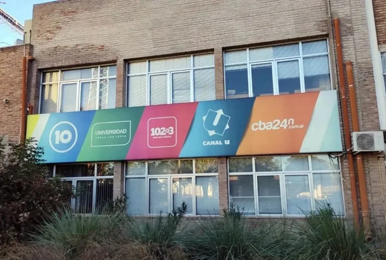 Defender los medios públicos y los SRT, multimedio de la Universidad Nacional de Córdoba