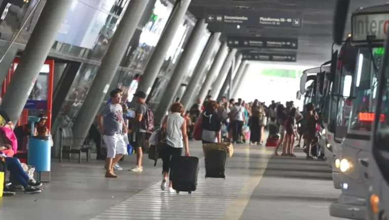 Aoita levanta el paro