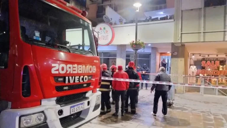 Córdoba: cuatro muertos tras incendio en un edificio céntrico