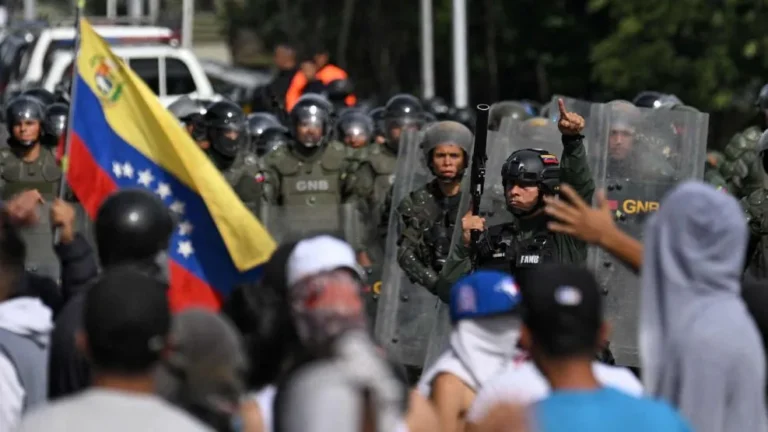 Al menos once muertos en medio de las protestas en Venezuela