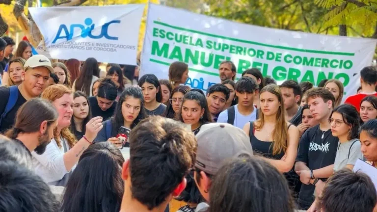 Docentes universitarios no iniciarán el segundo cuatrimestre