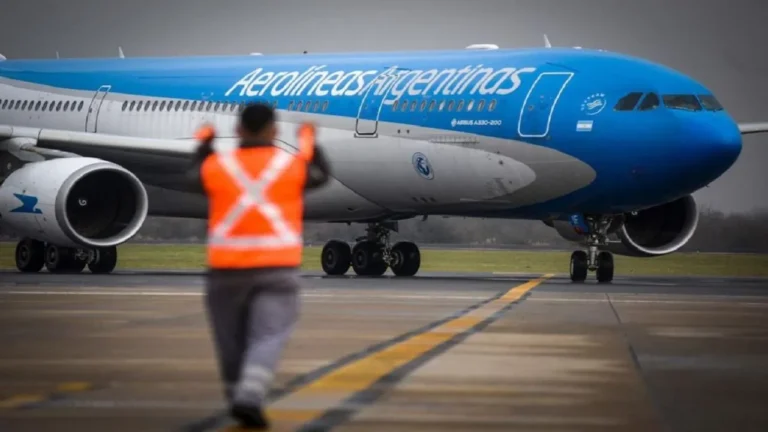 Aerolíneas Argentinas con protestas