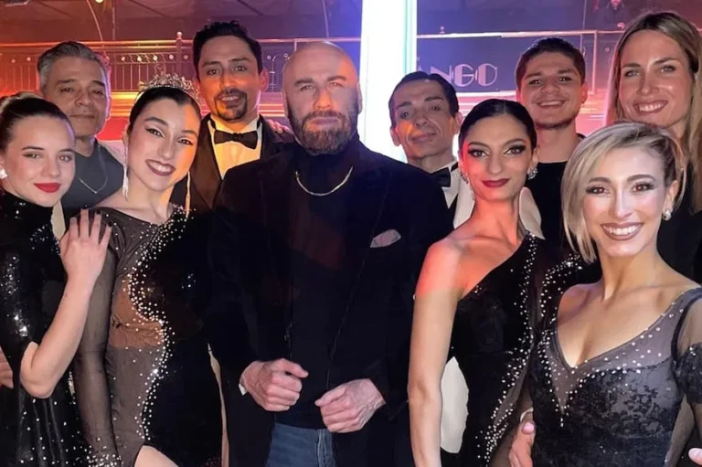 John Travolta visitó una tanguería en Buenos Aires