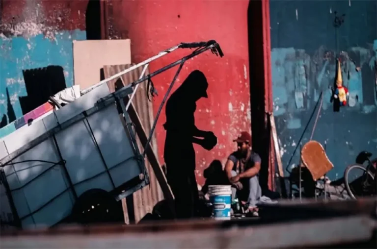 El 55% de la población es pobre y uno de cada cinco argentinos, indigente