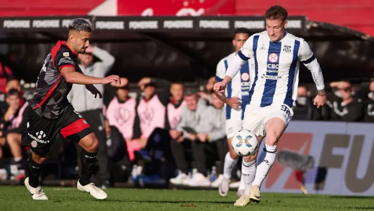 Talleres igualó ante Barracas