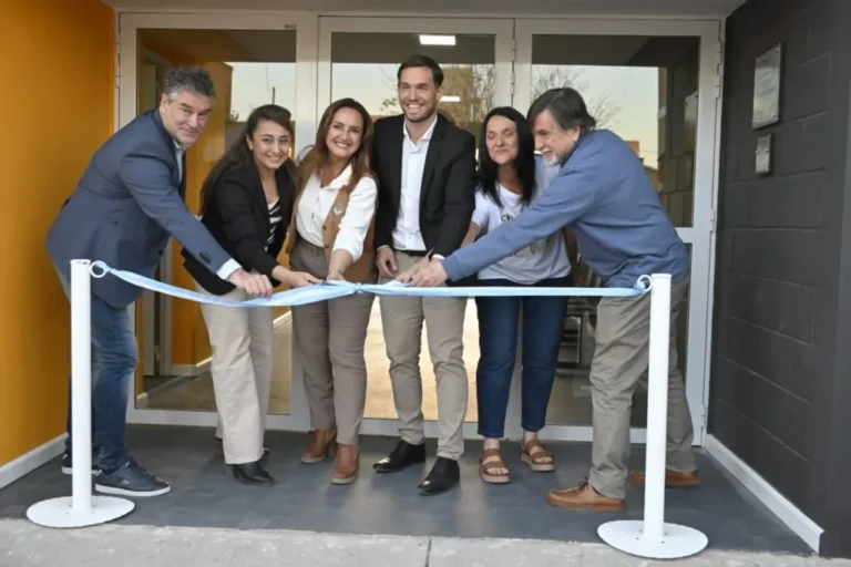 La vicegobernadora Prunotto preside el acto en el Centro de Desarrollo Productivo en La Francia