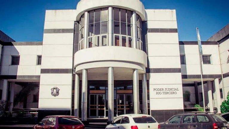 Denunciaron a un entrenador de fútbol por abusar de niños