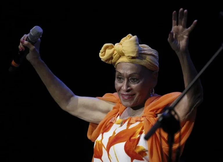A los 93 años, Omara Portuondo se retira de los escenarios