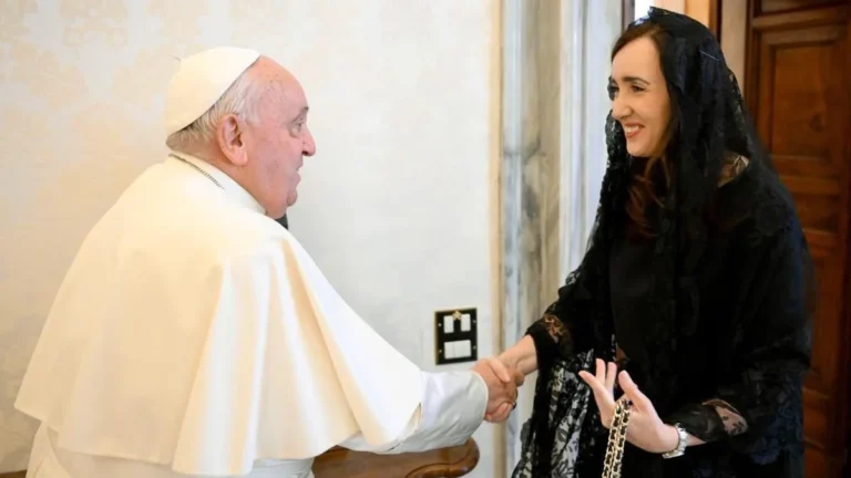Papa Francisco recibió a Victoria Villarruel