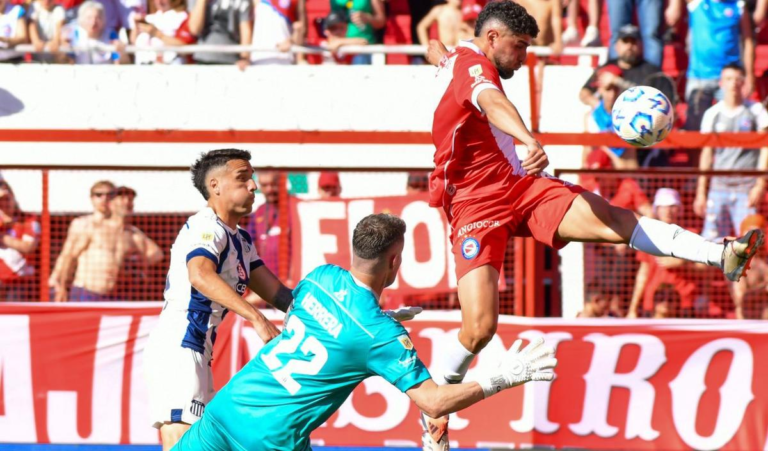 Talleres goleado por Argentinos Juniors 