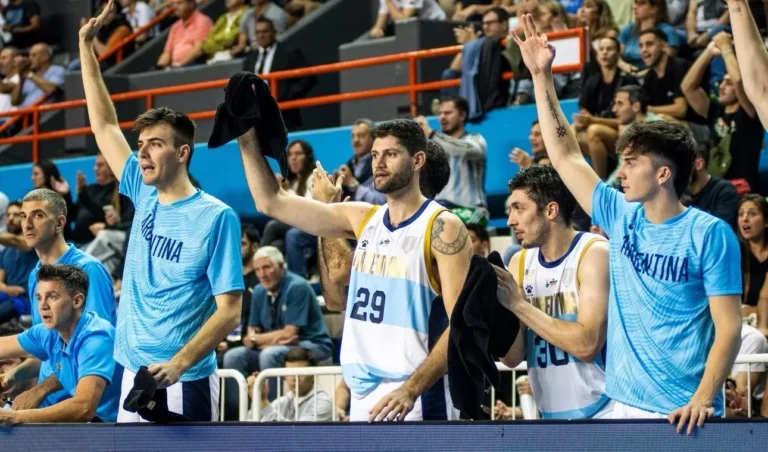 La Selección Argentina de Básquet enfrenta a Colombia