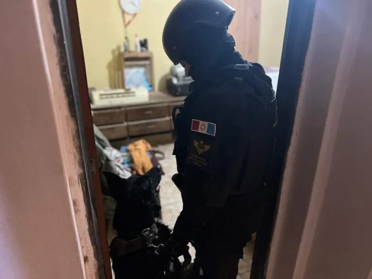 Detención por drogas en Santiago Temple