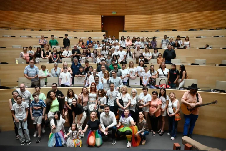 Legislatura reconoce el video clip «Soles de Colores»